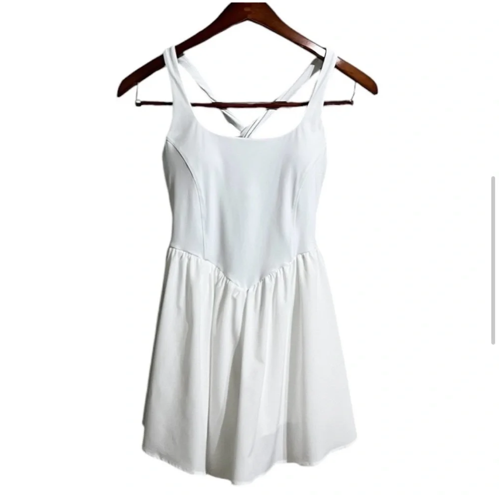 NWT Breezeful Backless Corset 2-in-1 Pocket Mini Quick Dry Active Dress NWT - Picture 7 of 8